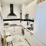 Centrica Habitacion Privada Wifi Smart Tv San Gil