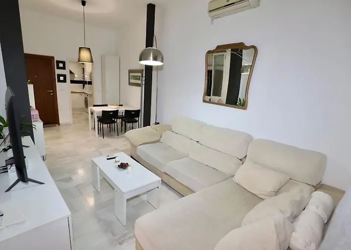 Centrica Habitacion Privada Wifi Smart Tv San Gil